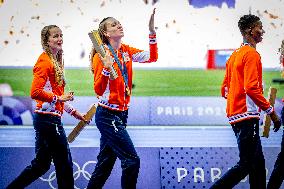 Paris 2024 - 4x400m Mixed Relay Medal Presentation