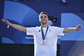 Paris 2024 - Fans welcome medalists at the Parc des Champions in Paris