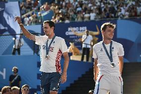 Paris 2024 - Fans welcome medalists at the Parc des Champions in Paris