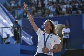 Paris 2024 - Fans welcome medalists at the Parc des Champions in Paris