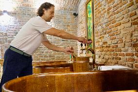 CZECH REPUBLIC-PRAGUE-BEER SPA