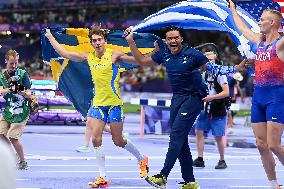 Paris 2024 - Duplantis Breaks Pole Vault World Record On Way To Gold