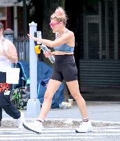 Busy Philipps Heads To Workout Class - NYC