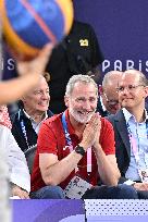 Paris 2024 - King Felipe Watches Basketball 3x3