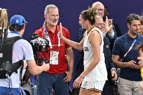 Paris 2024 - King Felipe Watches Basketball 3x3