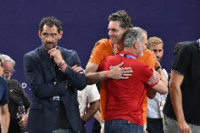 Paris 2024 - King Felipe Watches Basketball 3x3