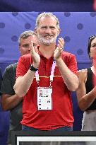 Paris 2024 - King Felipe Watches Basketball 3x3