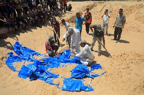 Israel Returns ‘Unidentifiable’ Bodies Of 80 Palestinians To Gaza