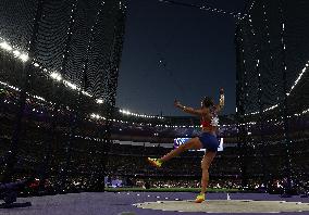 Paris 2024 - Valarie Allman Takes Gold in Women's Discus Throw