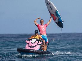 Paris 2024 - Surf - Kauli Vaast Wins Gold