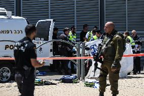 Israeli First Responders Attend Stabbing Scene at Jerusalem Checkpoint