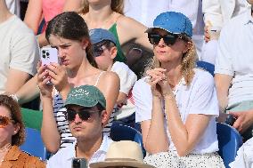 Paris 2024 - Jumping - Delphine Arnault In The Stands