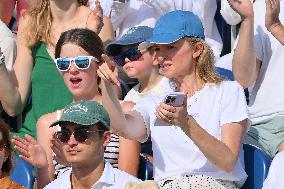 Paris 2024 - Jumping - Delphine Arnault In The Stands