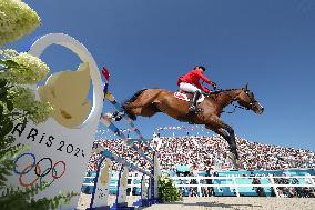 (PARIS2024)FRANCE-VERSAILLES-OLY-EQUESTRIAN