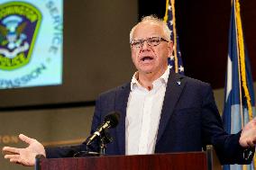 U.S.-WASHINGTON, D.C.-HARRIS-RUNNING MATE-TIM WALZ