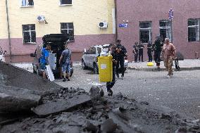 Russian Forces Strike Central Kharkiv