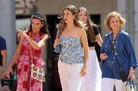 Spanish Queens And Princesses Out Shopping - Mallorca