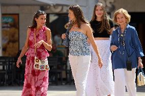 Spanish Queens And Princesses Out Shopping - Mallorca