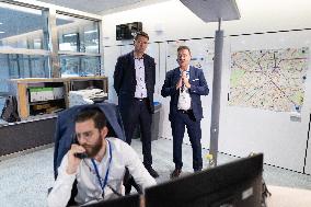 Minister of transport visits the RATP Control Station - Paris