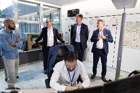 Minister of transport visits the RATP Control Station - Paris