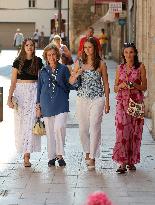 Spanish Queens And Princesses Out Shopping - Mallorca