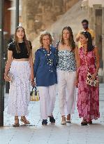 Spanish Queens And Princesses Out Shopping - Mallorca