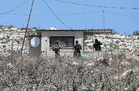 MIDEAST-WEST BANK-KAFR QUD-ISRAEL-RAID