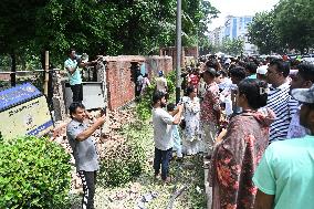 Dhaka Following Prime Minister's Resignation In Bangladesh.