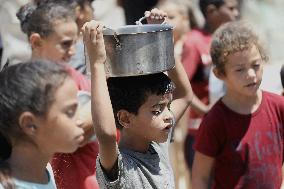 9 Out Of 10 Children In Lack Food For Growth - Gaza