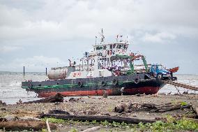 Buenaventura Port Daily Life