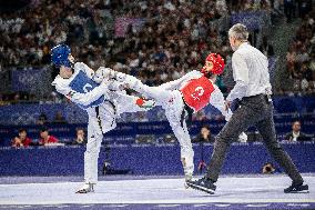 Paris 2024 - Palestinian Omar Yaser Ismail Wins His First Taekwendo Match