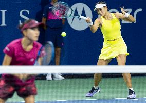 (SP) CANADA-TORONTO-TENNIS-NATIONAL BANK OPEN-WOMEN'S DOUBLES