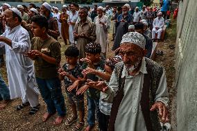 Special Prayers To End Dry Spell Offered In Kashmir