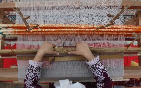 National Handloom Day Observed In Kashmir