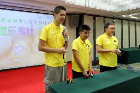 CHINA-SHANGHAI-VISUALLY-IMPAIRED-COLLEGE STUDENTS-TRAINING CAMP (CN)