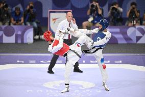 Paris 2024 - Taekwondo - Cyrian Ravet Competing