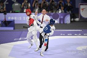 Paris 2024 - Taekwondo - Cyrian Ravet Competing