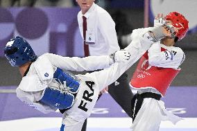 Paris 2024 - Taekwondo - Cyrian Ravet Competing