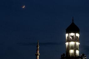 Crescent Moon In Kolkata