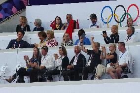 Paris 2024 - Queen Silvia And King Carl XVI Gustaf of Sweden At Athletics Event