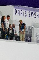 Paris 2024 - Queen Silvia And King Carl XVI Gustaf of Sweden At Athletics Event