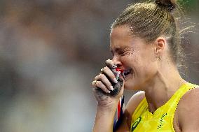 Paris 2024 - Pole Vault - Nina Kennedy Wins Gold