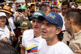 Demonstrations in Support of Venezuelan Election of Edmundo Gonzalez in Medellin Colombia