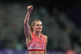 Paris 2024 - OnlyFans Star Alysha Newman Takes Bronze In Women’s Pole Vault