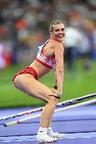 Paris 2024 - OnlyFans Star Alysha Newman Takes Bronze In Women’s Pole Vault