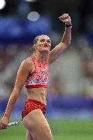 Paris 2024 - OnlyFans Star Alysha Newman Takes Bronze In Women’s Pole Vault