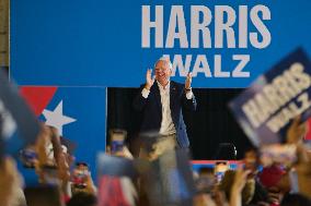 Walz And Harris Tour Battleground States - Detroit