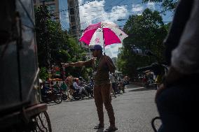 Daily Life In Dhaka