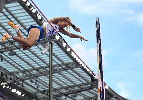 Paris 2024 - Australia’s Nina Kennedy Takes Gold In Women’s Pole Vault