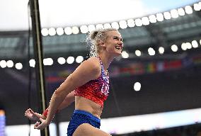 Paris 2024 - Australia’s Nina Kennedy Takes Gold In Women’s Pole Vault